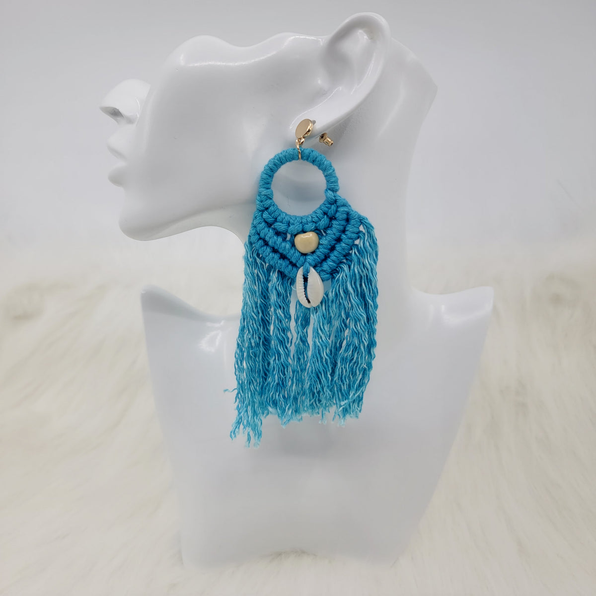 Macramé Earrings With Cowrie Shells