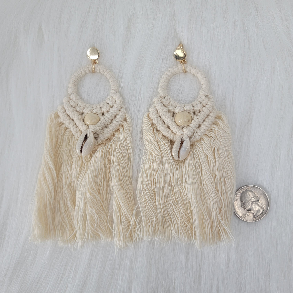 Macramé Earrings With Cowrie Shells
