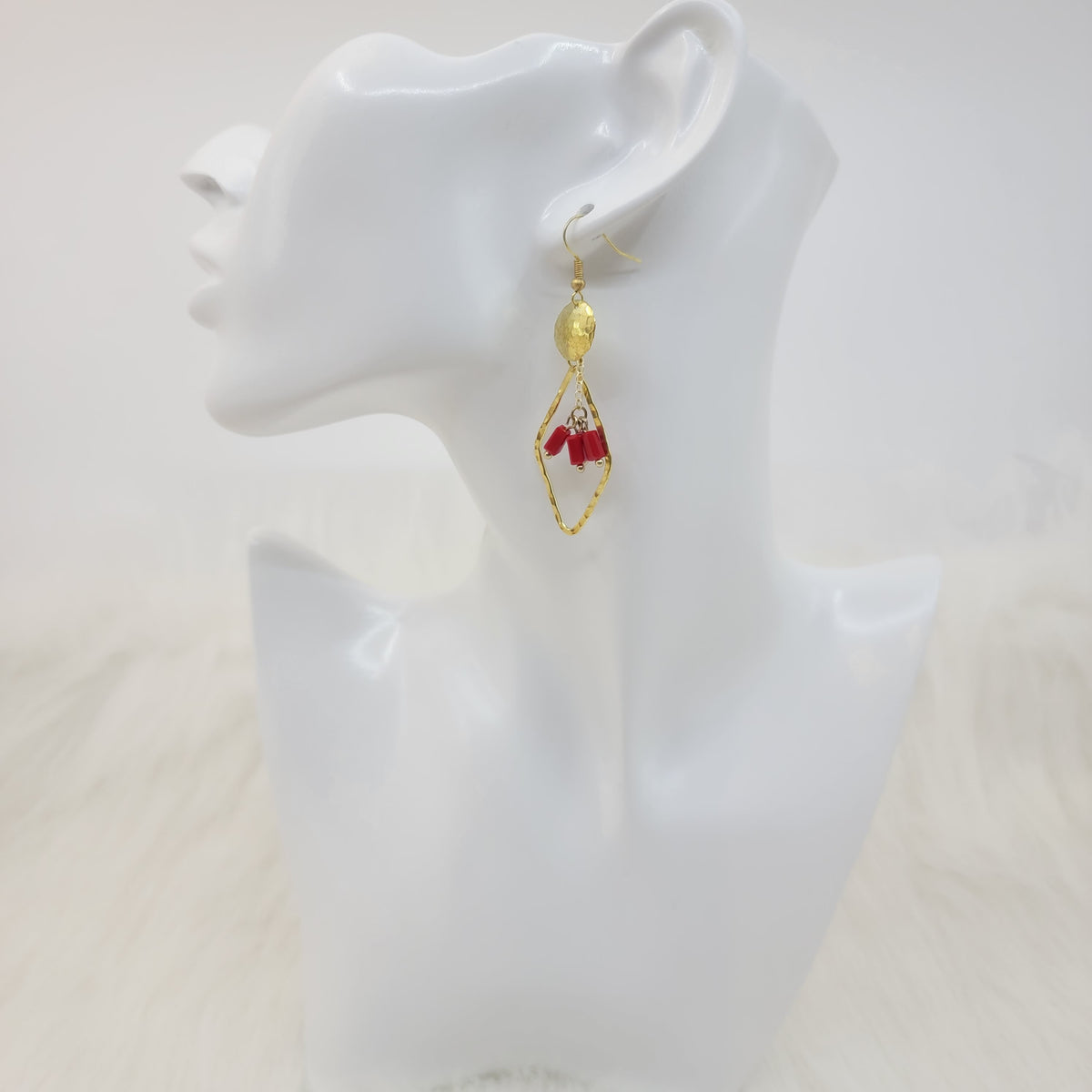 Hammered Diamond Shape Dangle With Crystal Earrings