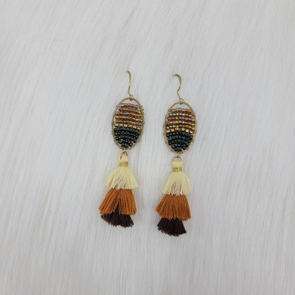 Oval Frame Wire Wrapped Crystal Beads with Triple Tassels