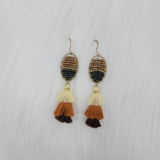 Oval Frame Wire Wrapped Crystal Beads with Triple Tassels