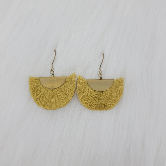 Small Fan Tassels Earrings