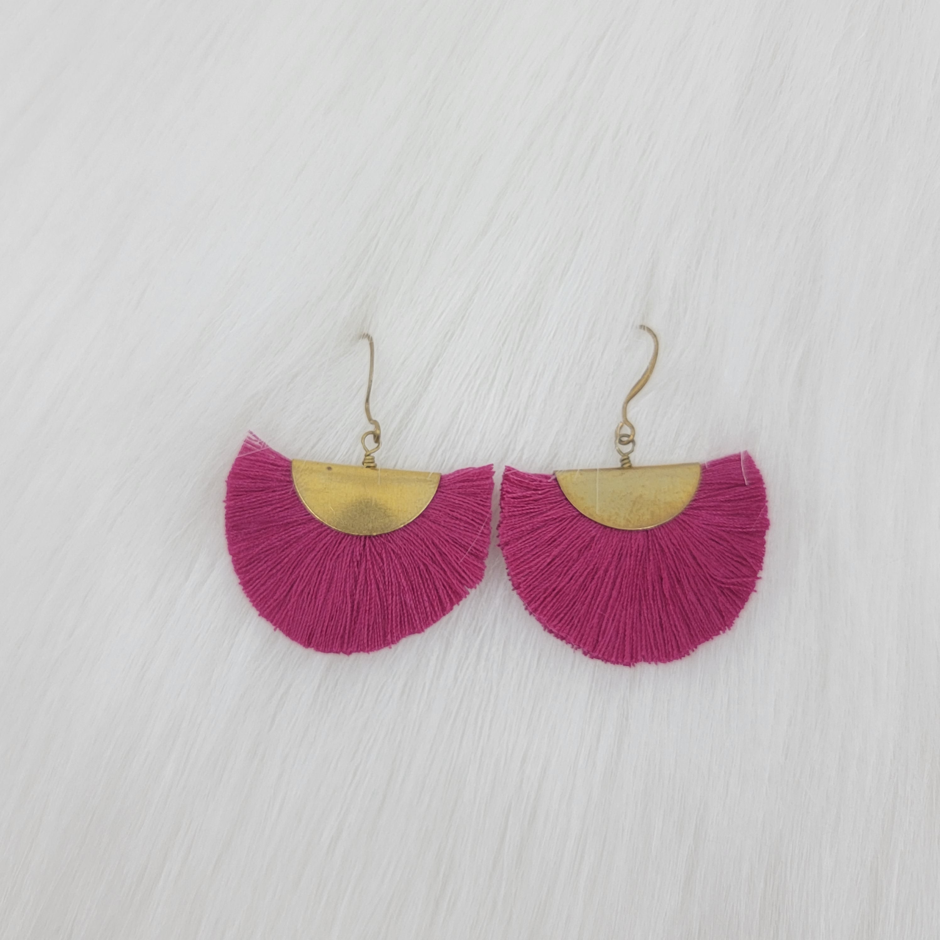 Small Fan Tassels Earrings