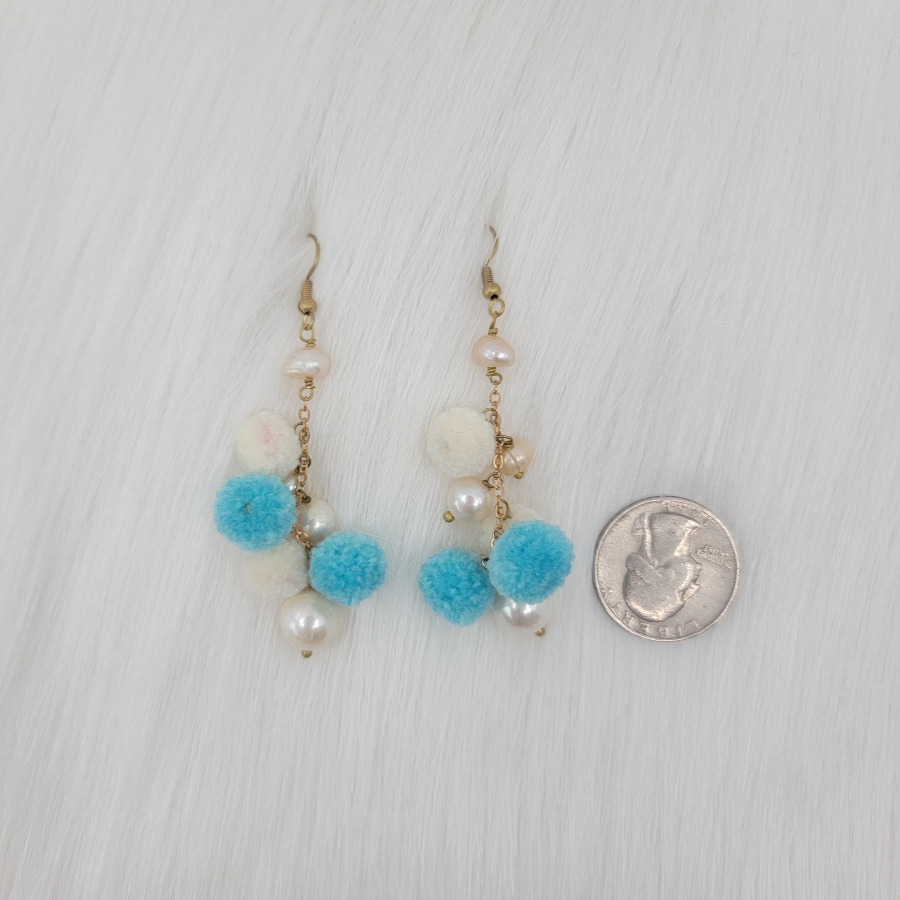 Fresh Water Pearls Earrings With Pompom